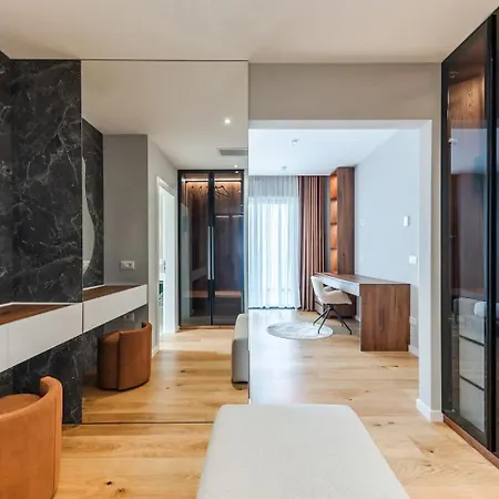 Serenity, Luxury Lakeside Manor Villa Shkodra
