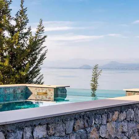 Serenity, Luxury Lakeside Manor Villa